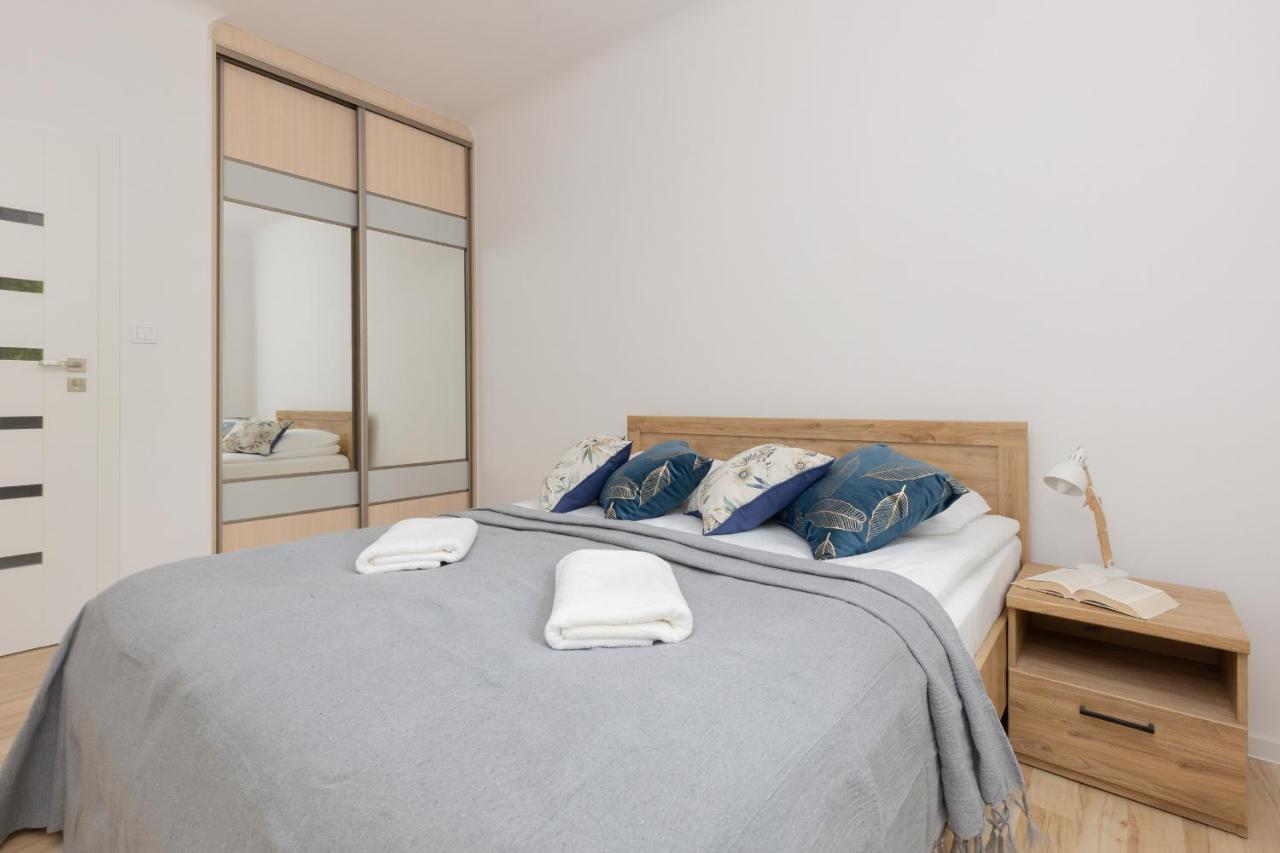 Bright Apartment Wola Near Metro Station By Noclegi Renters Βαρσοβία Εξωτερικό φωτογραφία