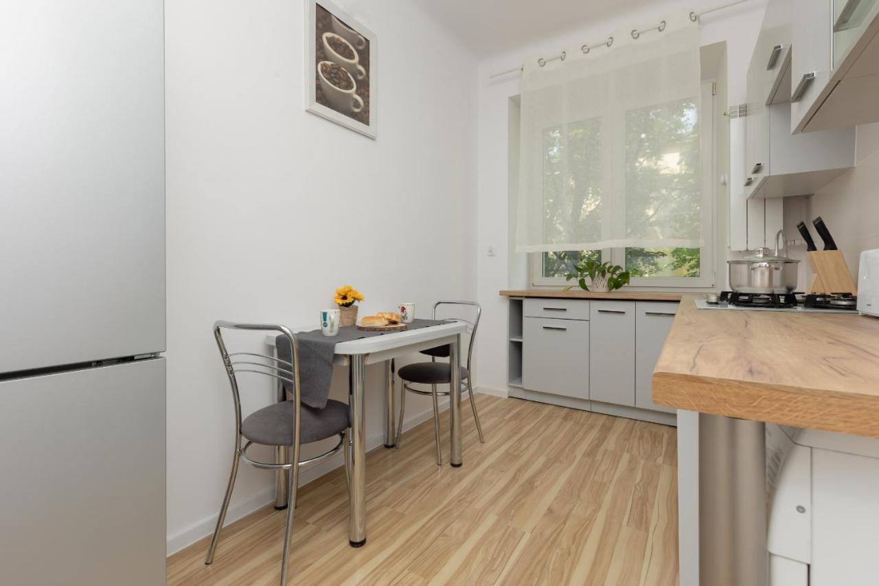 Bright Apartment Wola Near Metro Station By Noclegi Renters Βαρσοβία Εξωτερικό φωτογραφία