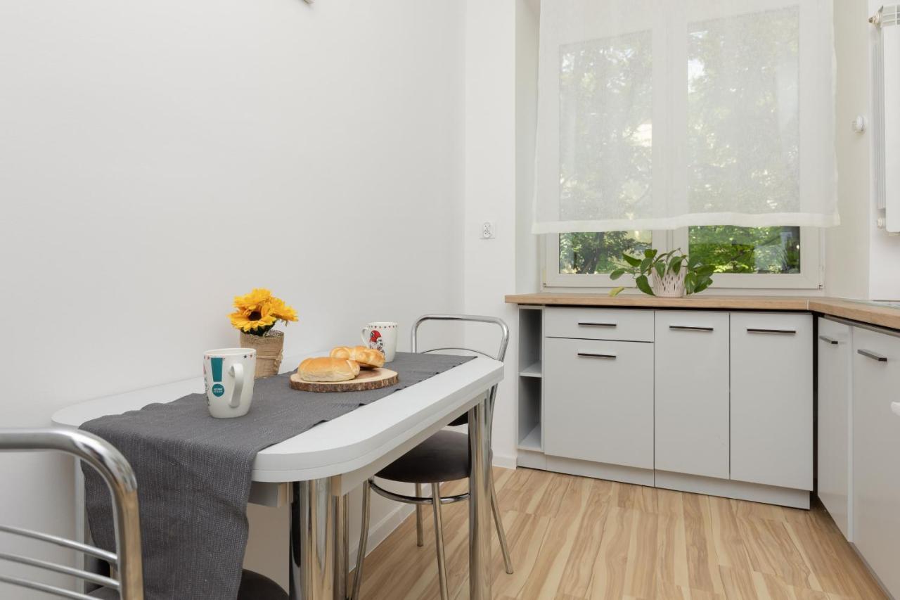 Bright Apartment Wola Near Metro Station By Noclegi Renters Βαρσοβία Εξωτερικό φωτογραφία